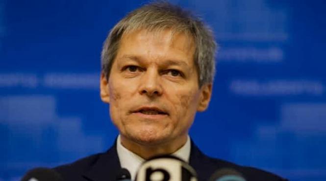 ciolos catre functionarii din ministere nu avizati acte normative de care nu stiti ca sunt 100 legale