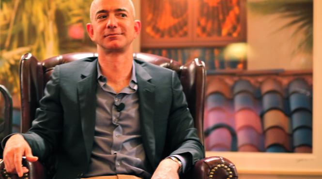 jeff bezos cel mai bogat om din istoria moderna