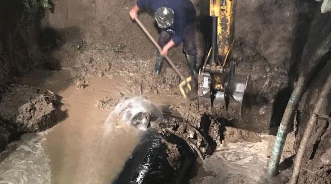 situatie incredibila municipiul bacau este fara apa de 5 zile