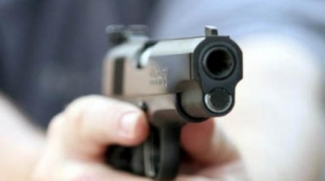 caz socant in dambovita un barbat a fost impuscat cu un pistol cu aer comprimat