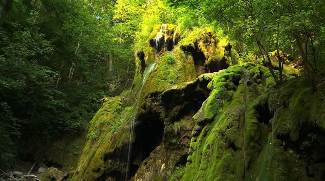 cea mai frumoasa cascada un paradis interzis turistilor