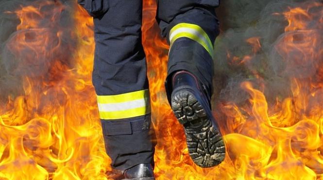 grecia peste 20 morti si 104 raniti in incendiile din jurul atenei