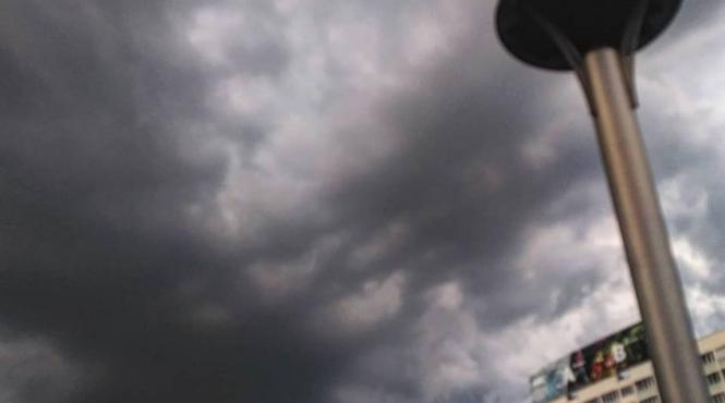 avertizare anm de ultima ora cod galben de ploi torentiale si vijelii pentru municipiul bucuresti