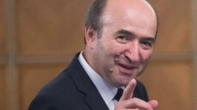 ministerul justitiei respinge cele patru candidaturi pentru conducerea dna procedura va fi reluata