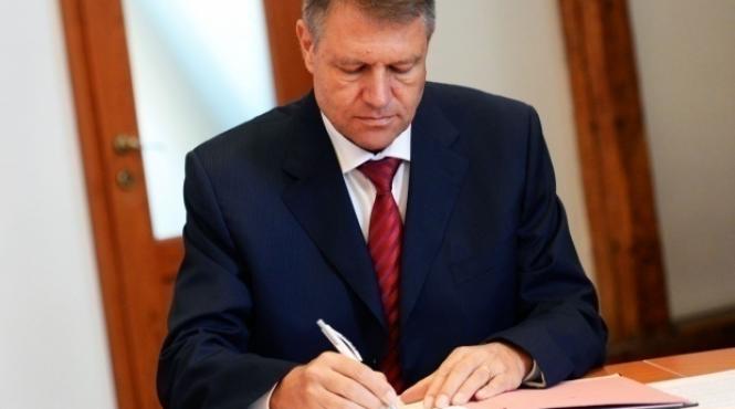 presedintele iohannis a sesizat la ccr legea radarelor