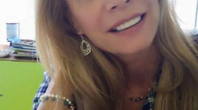 un tanar roman si a pacalit iubita britanica de 66 de ani povestea unei tepe de 750 000 de lire