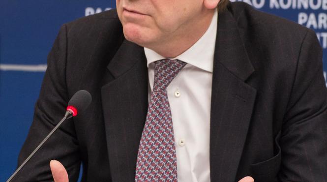 europa are nevoie de propriul anchetator muller pentru a investiga campaniile de dezinformare ale rusiei guy verhofstadt