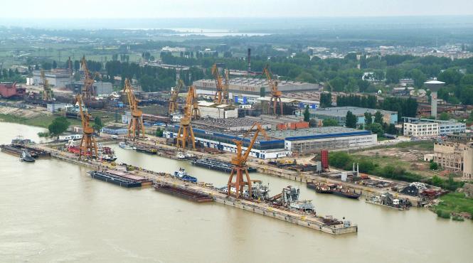 cea mai lunga pictura a dunarii din lume expusa la braila