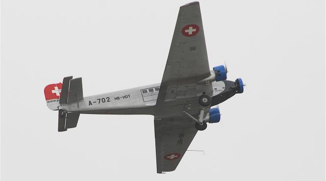 un avion de colectie s a prabusit in estul elvetiei numarul mortilor ar putea ajunge la 20