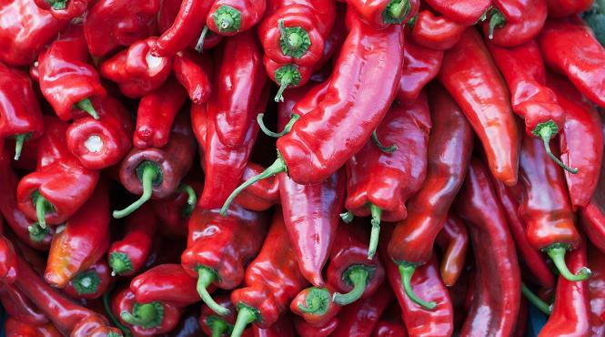 reteta zilei salata de ardei copti cu usturoi