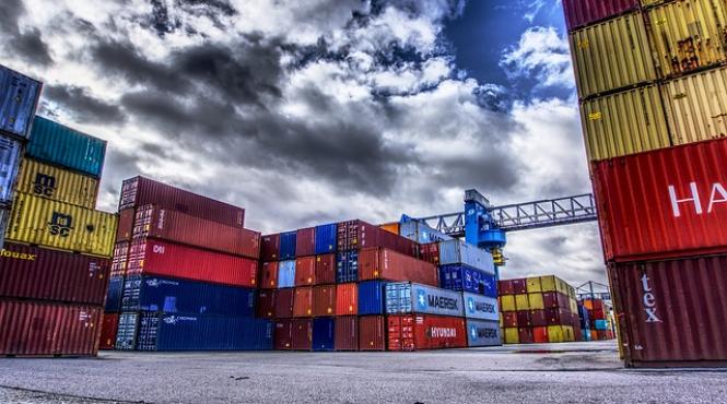 in iulie china a rezistat razboiului comercial