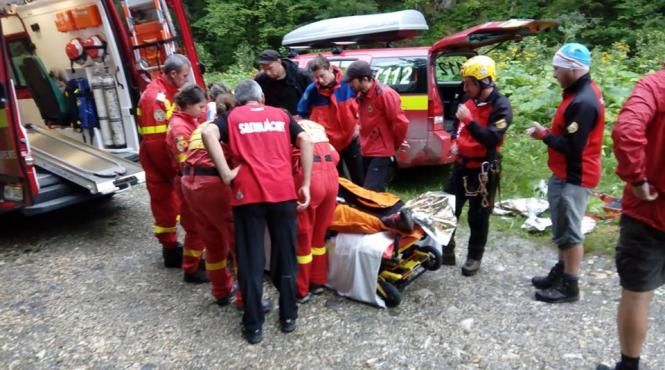salvamont fara bani interventii riscante prin rape si pe munte pe banii salvatorilor