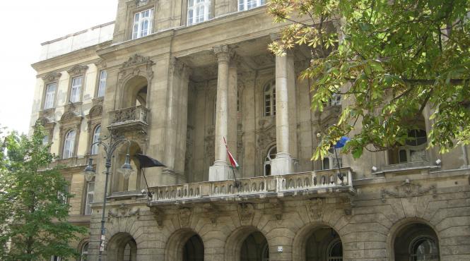 guvernul ungar doreste sa interzica studiile de gen in universitati