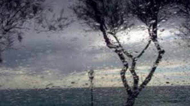 anm averse si intensificari ale vantului in noua judete vineri dupa amiaza