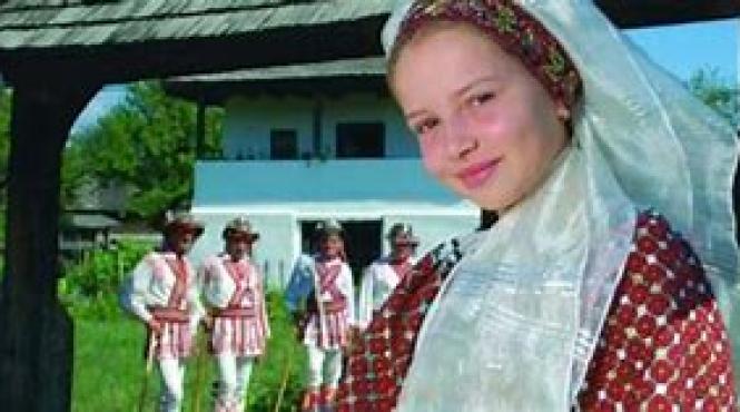 sute de oameni asteptati la inchiderea sarbatorilor argesului si muscelului