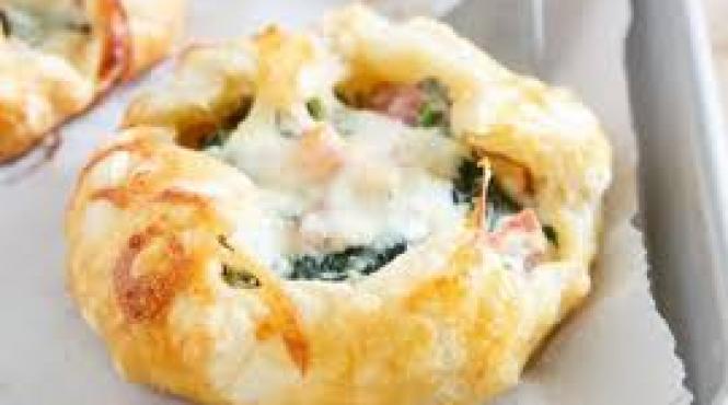 reteta zilei placintele cu sunca branza si spanac