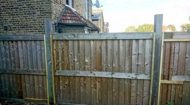 postarea virala a unei femei din londra despre vecinii ei romani gestul frumos facut de acestia