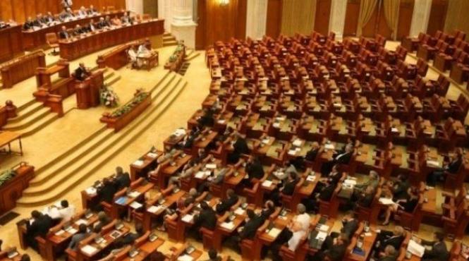 camera deputatilor plenul a respins infiintarea unei comisii de ancheta privind violentele din 10 august