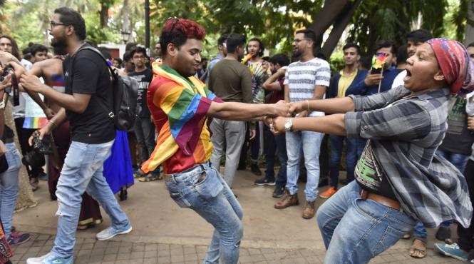 decizie istorica in india curtea suprema a dezincriminat homosexualitatea