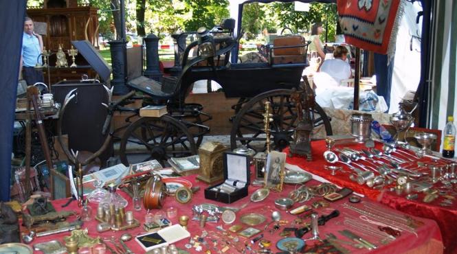 targul anticarilor de joi pana duminica in parcul obor