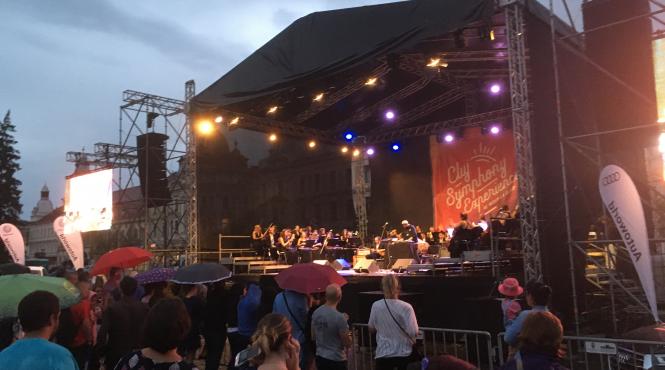 eveniment inedit la cluj hituri de azi interpretate virtual cu instrumente de acum 100 de ani