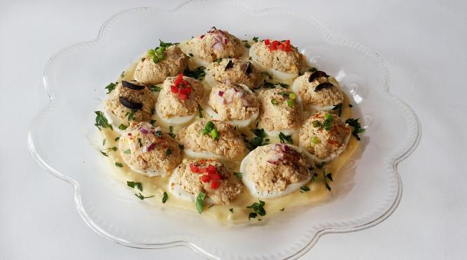 reteta zilei oua umplute cu ton