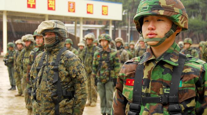 coreea de sud 12 studenti acuzati ca au luat in greutate pentru a evita serviciul militar obligatoriu