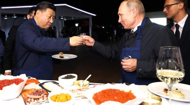 vladimir putin si xi jinping au mancat clatite cu icre negre si au baut vodca