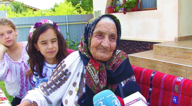 interviu cu ilisca hojda o maramureseanca autentica as retrai toata viata mai putin cele doua razboaie