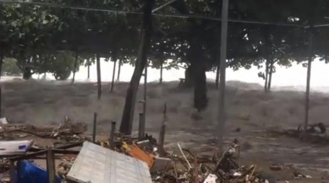 taifunul mangkhut a facut 29 de victime in filipine si se indreapta spre hong kong si macao