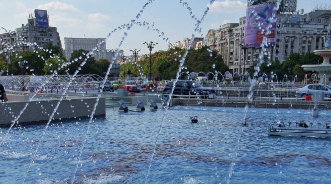 repornesc fantanile de pe bulevardul unirii