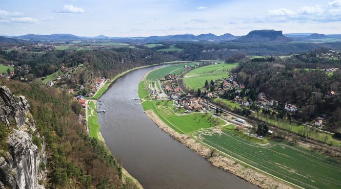 fluviul elba are cel mai scazut nivel din ultimii 80 de ani