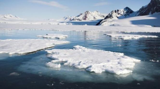 incredibil o incalzire moderata a climei ar continua sa ameninte calota glaciara din antarctica de est