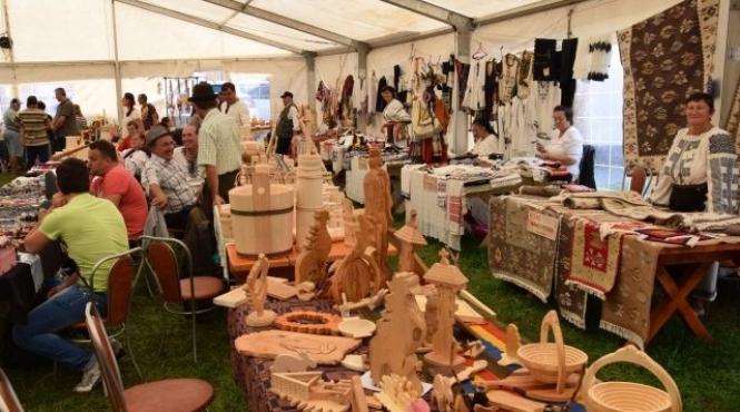 targ national de turism rural la albac in muntii apuseni