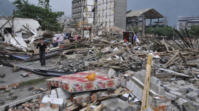 indonezia bilantul seismului urmat de tsunami a ajuns la 832 de morti
