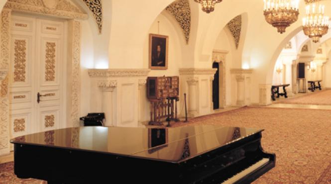 concert cu muzica si instrumente din vremea familiei de hohenzollern la muzeul cotroceni