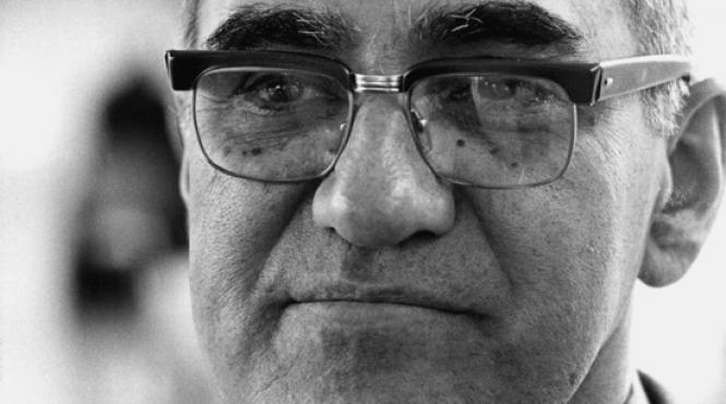 martirul salvadorian oscar romero si papa italian paul al vi lea au fost canonizati la vatican