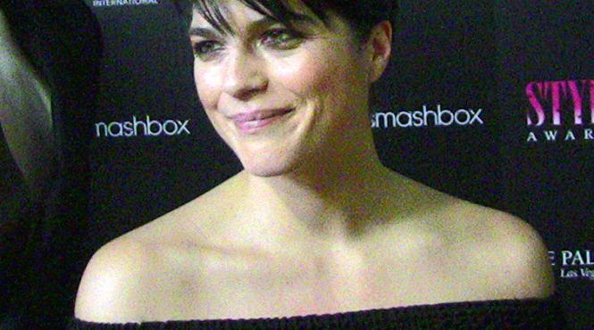 o cunoscuta actrita americana a marturisit ca sufera de scleroza multipla ani in sir am avut simptome insa nu le am luat in serios pana cand am cazut in fata lui