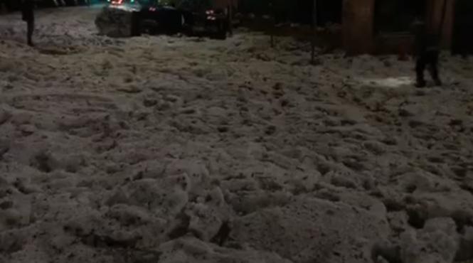 video caderi masive de grindina la roma avertizarea de furtuna este inca in vigoare