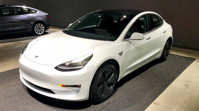 tesla vizata de o ancheta a fbi cu privire la cifrele de productie pentru modelul 3