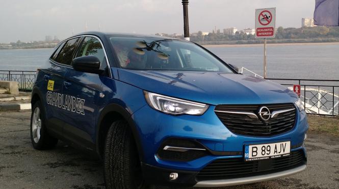 cum se misca cel mai mare suv opel