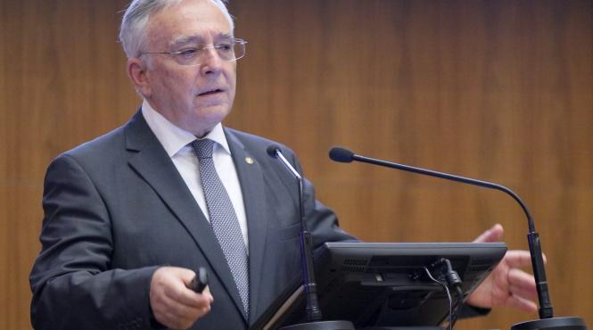 isarescu anunta dobanda cheie si planurile sale nu stiu ce voi face