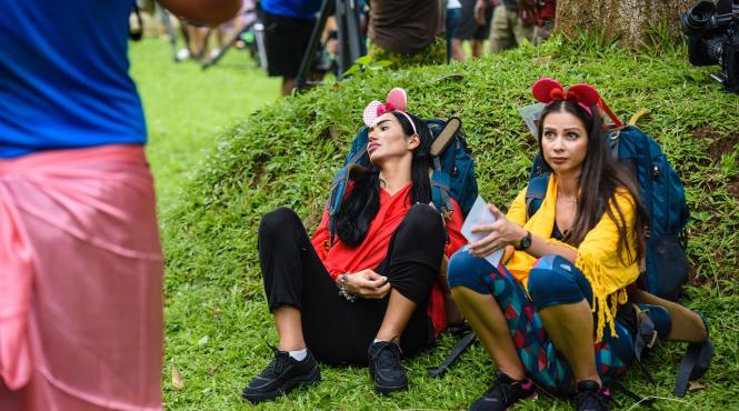 marga si iuliana luciu primele impresii din asia express nu am mancat si nu am baut nimic