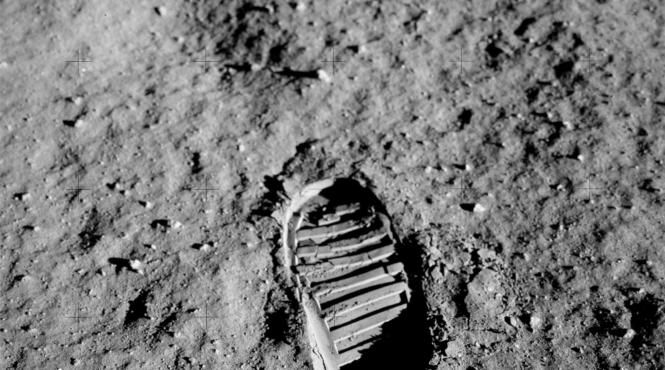 rusii vor pasi pe luna in 2030