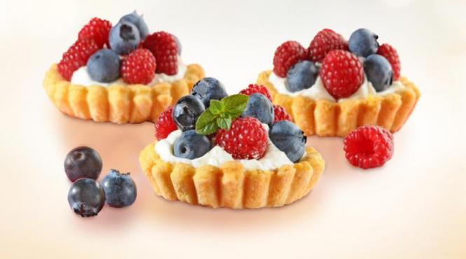 reteta zilei minitarte cu fructe de padure