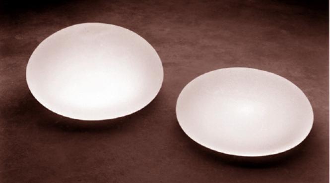 implanturile mamare ingrijoreaza cercetatorii