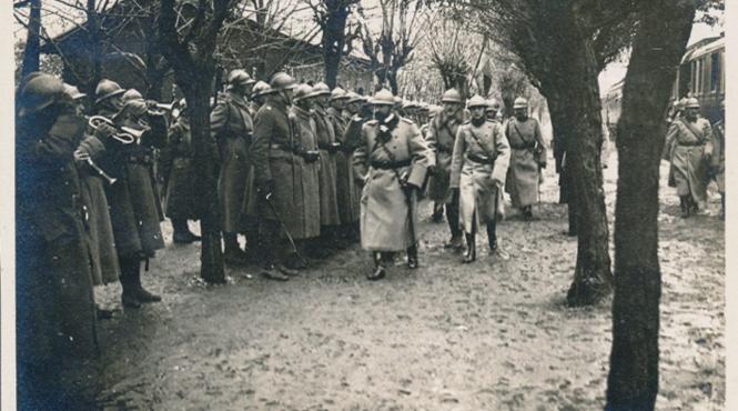 o istorie a natiunii in documente