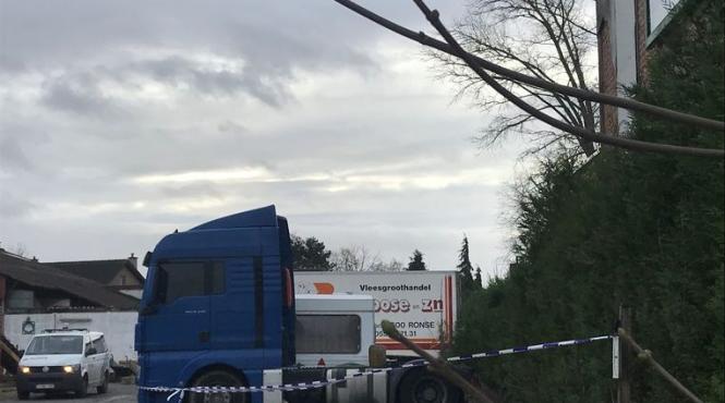 tragedie sofer roman de tir gasit mort intr o parcare din belgia