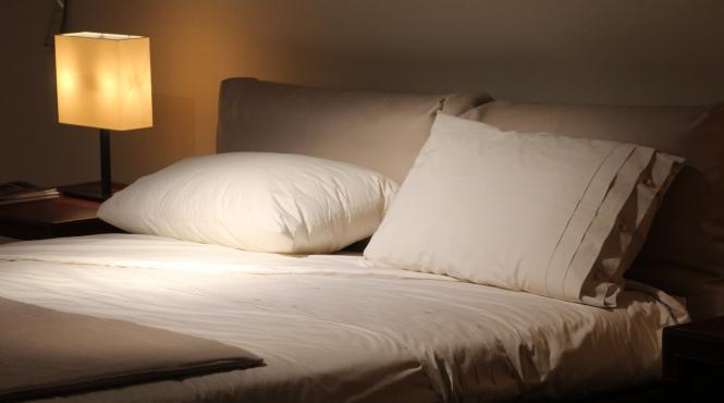 cum se igenizeaza saltelele si pernele