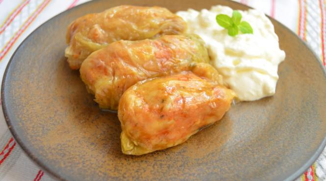 reteta de craciun sarmale in foi de varza